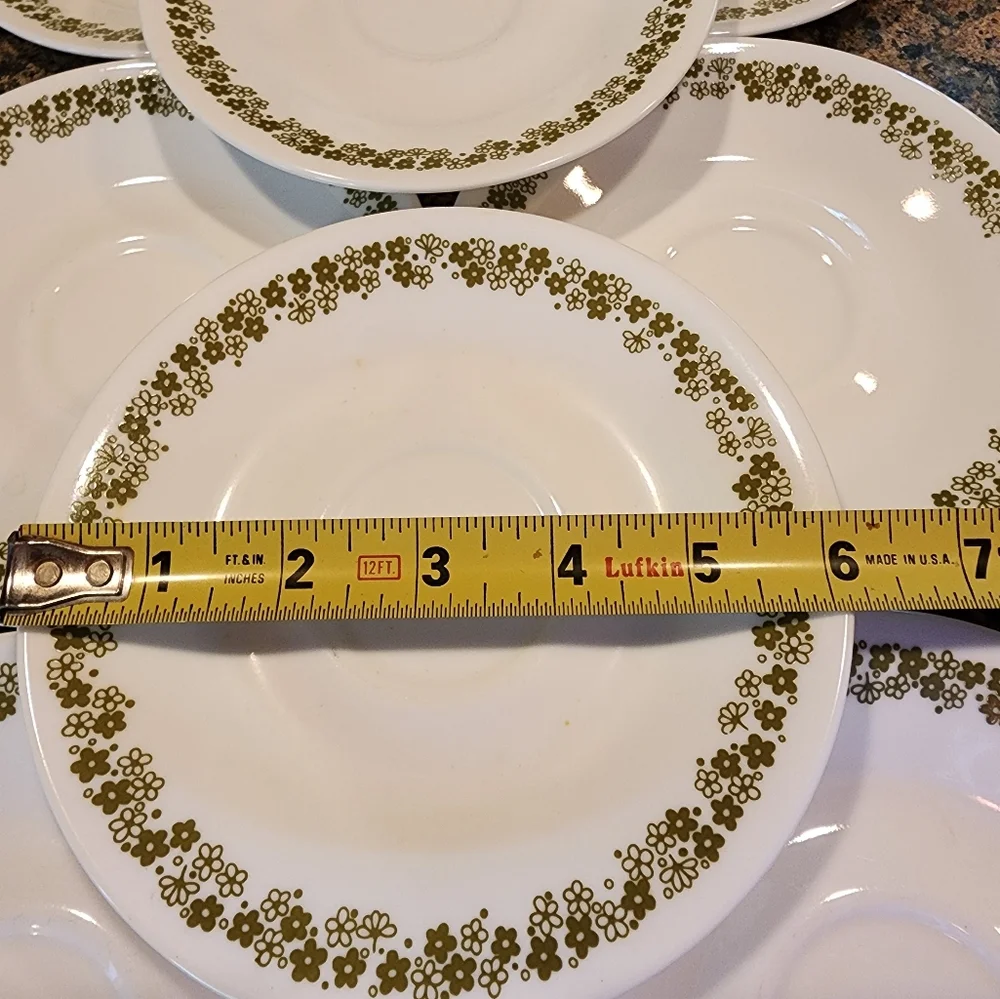 Corelle Crazy Daisy 6" Plate, Set of 8 - Picture 3 of 4